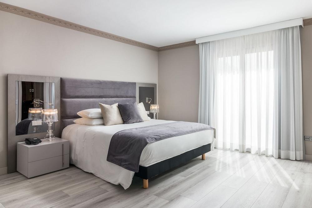 Aparthotel Park Plaza Marbella